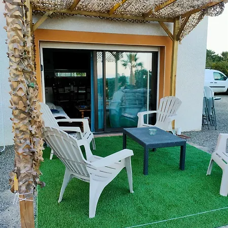 Les Pierres Levées Hébergement de vacances *